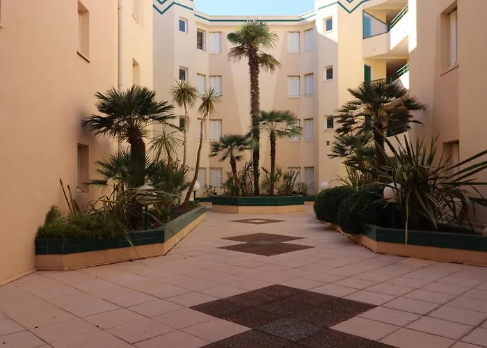 Appartement 50M² Avec Terrasse Panoramique A Sete - Fr-1-472A-240 塞特港