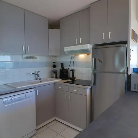 Appartement 50M² Avec Terrasse Panoramique A Sete - Fr-1-472A-240 * Sète